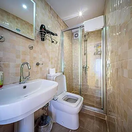 Cihangir Hotel